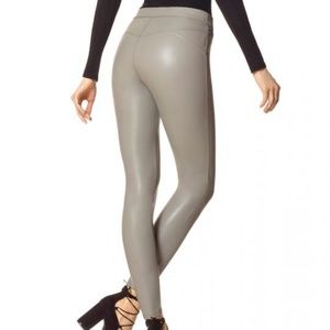 HUE Leatherette Leggings - Chocolate Brown - 3X